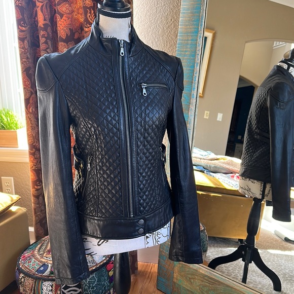 DKNYC Jackets & Blazers - Vintage excellent condition DKNY LEATHER jacket